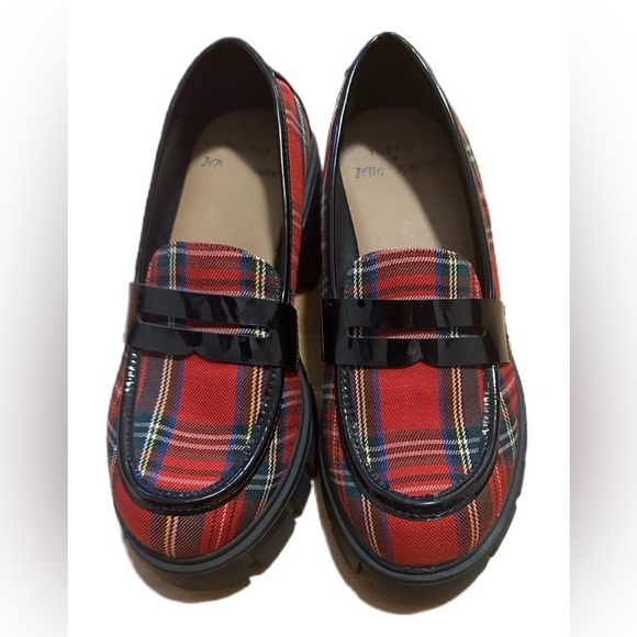 Betsey Johnson Torrid Womens Shoes 7,5 WW  Red Plaid Creeper Loafers Wide Width - Picture 2 of 8
